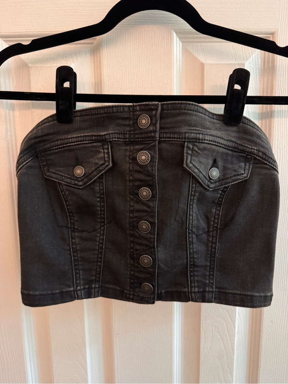 AMERICAN EAGLE Black Denim Strapless Button Front Crop Top Size Small